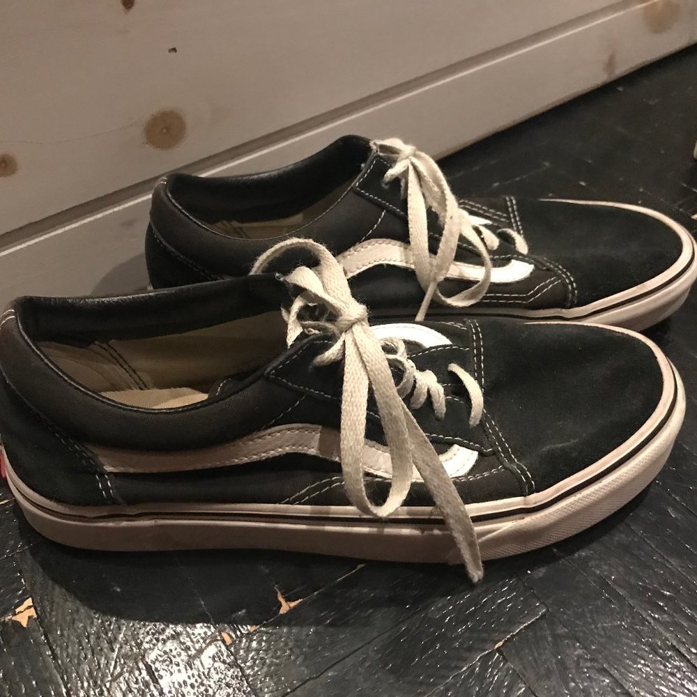 Vans Old Skool Unisex Classic Skate Shoes